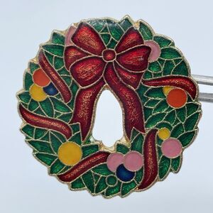 Vintage Centennia 1980 Gold Tone Green Enamel Christmas Wreath Brooch Pin